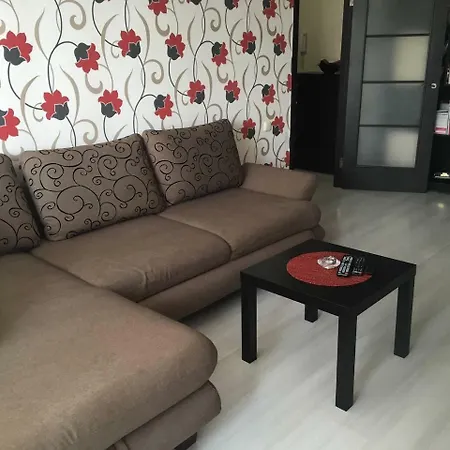 Аппартаменты Возле Метро Apartment